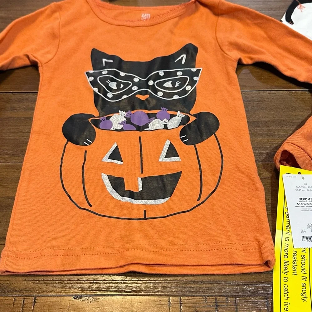 Just One You by Carter’s Halloween Pajama Set – ‎ 4 pieces total Size 3T NWT